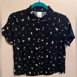 Mushroom button-down from “no boundaries” Jr’s xs